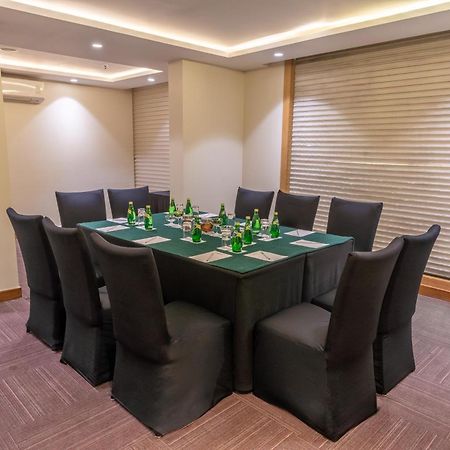 Park Inn By Radisson,South Delhi 뉴델리 외부 사진 Meeting room