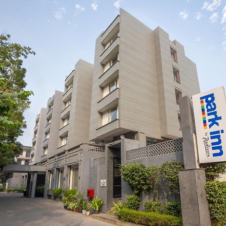 Park Inn By Radisson,South Delhi 뉴델리 외부 사진 Park Inn New Delhi