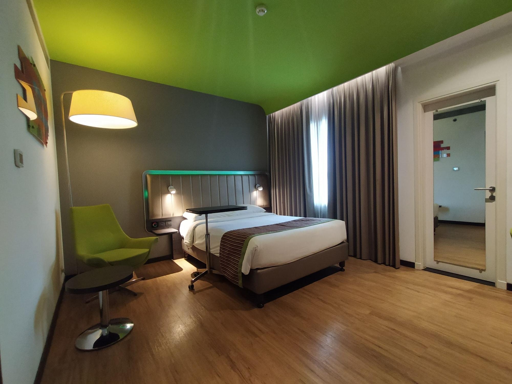 Park Inn By Radisson,South Delhi 뉴델리 외부 사진 A room at the hotel