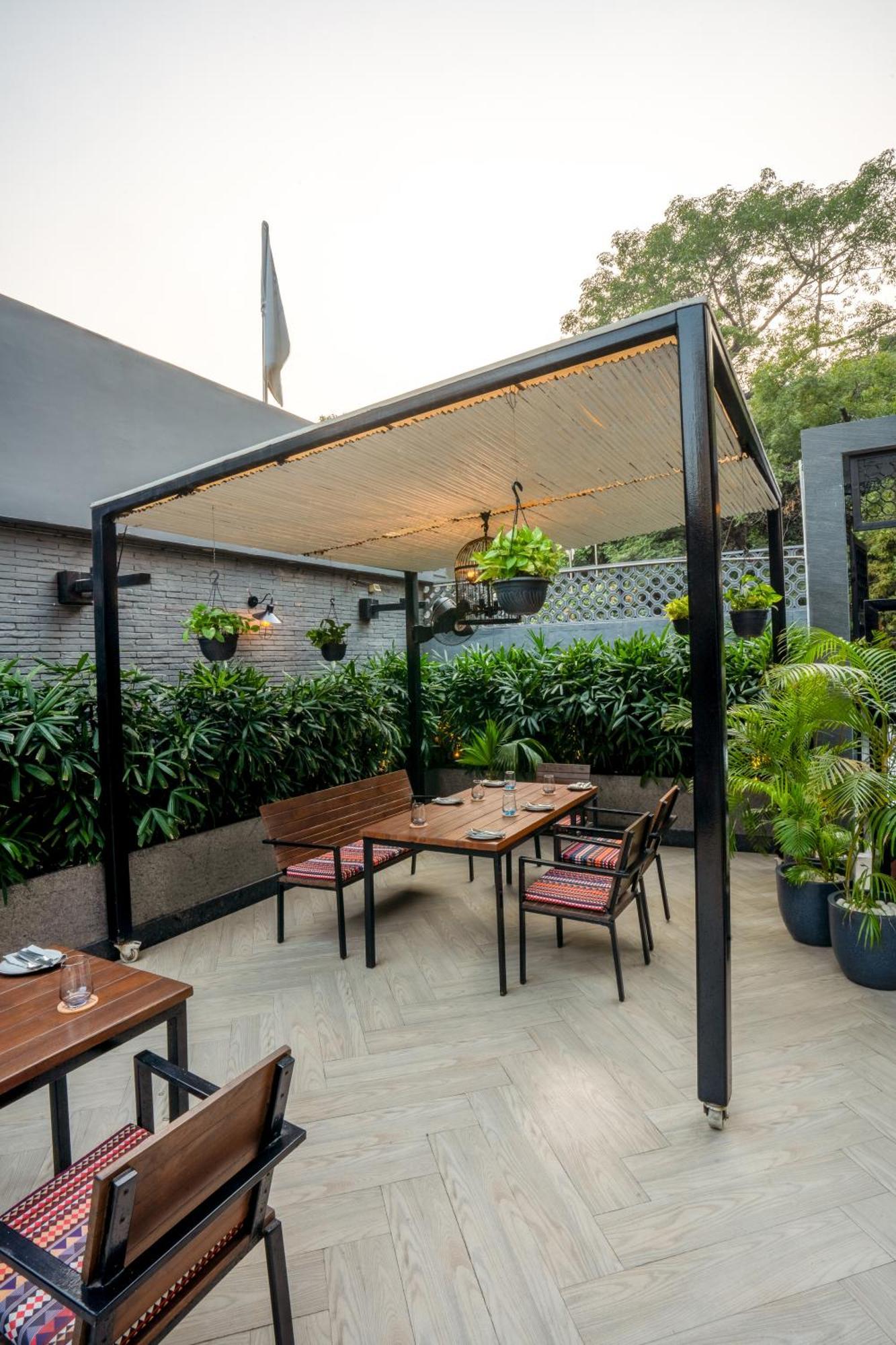 Park Inn By Radisson,South Delhi 뉴델리 외부 사진 The Terrace at The Park, Hyderabad