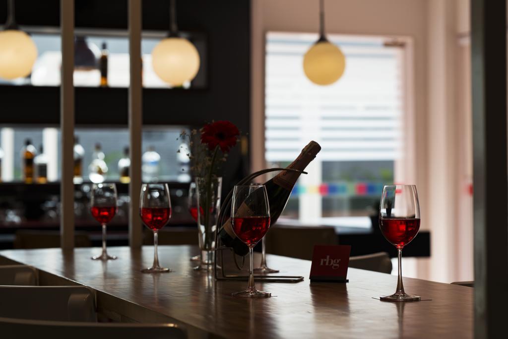 Park Inn By Radisson,South Delhi 뉴델리 외부 사진 Wine tasting at the Wine Museum